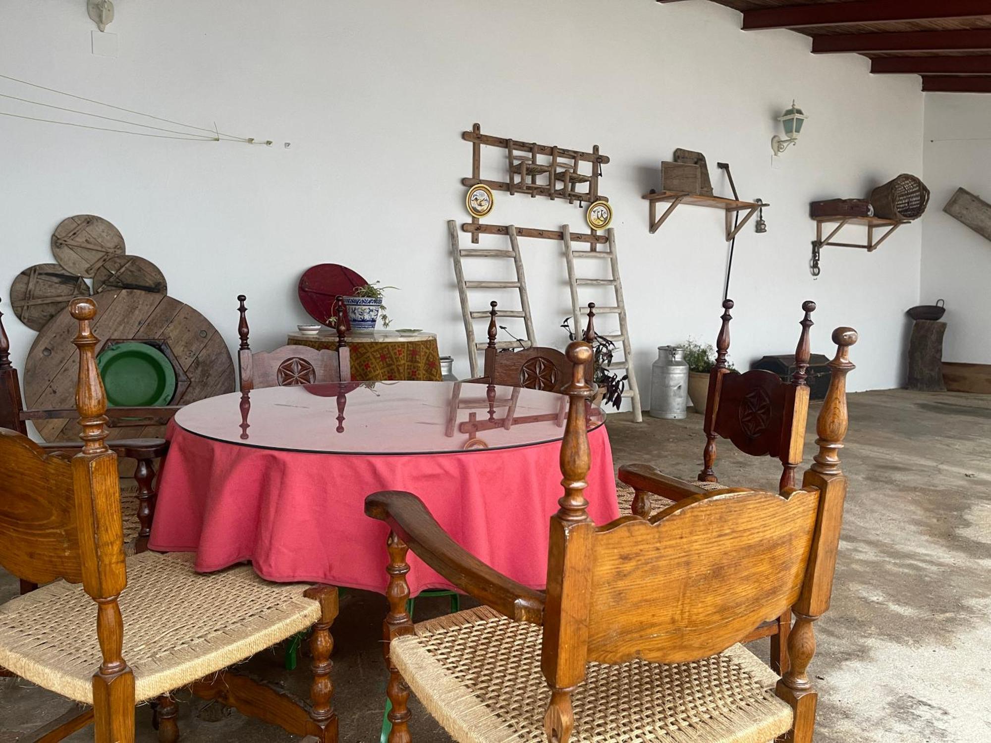 Casa Muriana Alanís Esterno foto