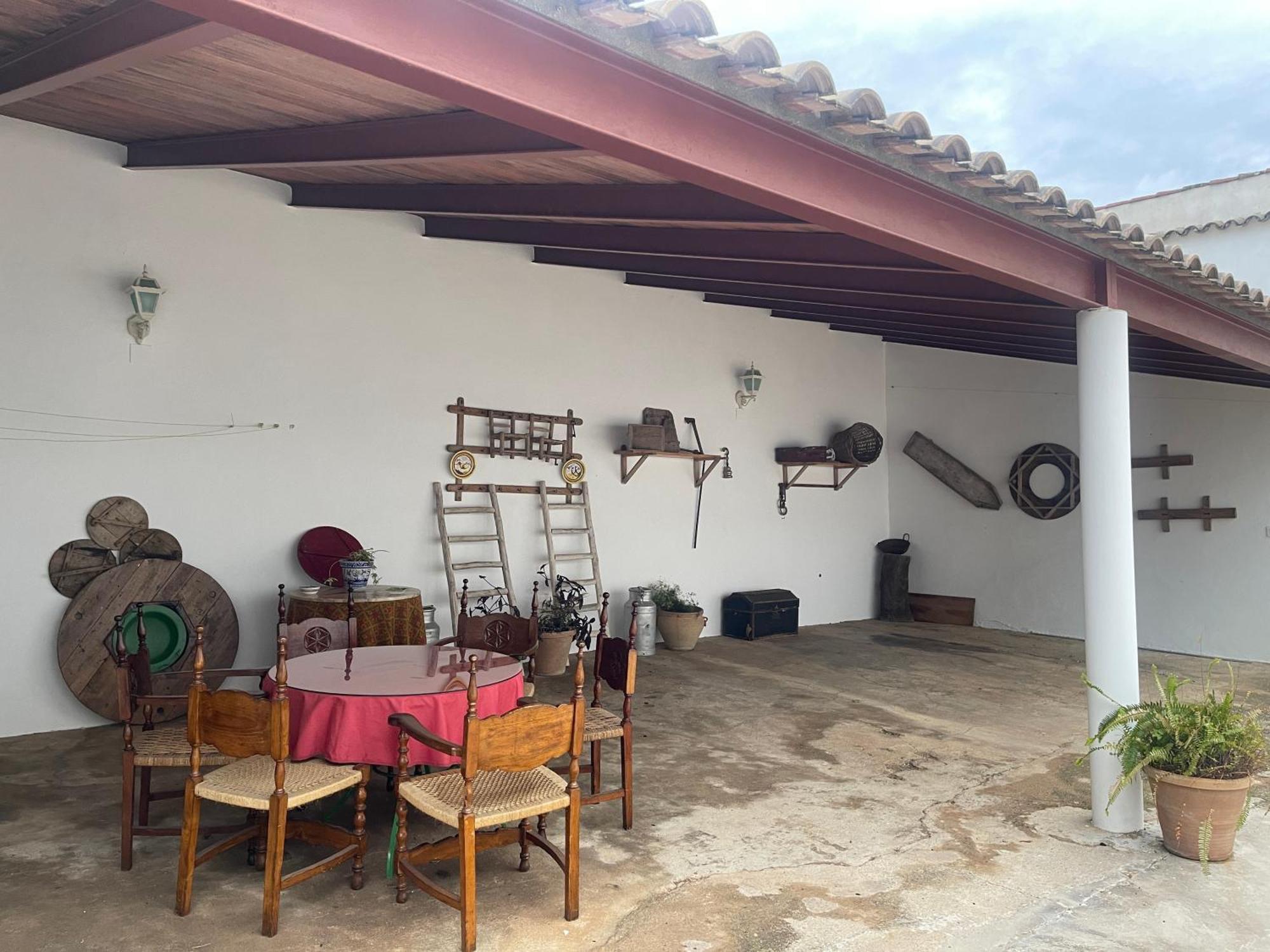 Casa Muriana Alanís Esterno foto