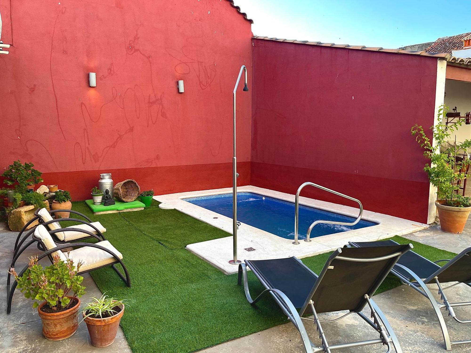 Casa Muriana Alanís Esterno foto