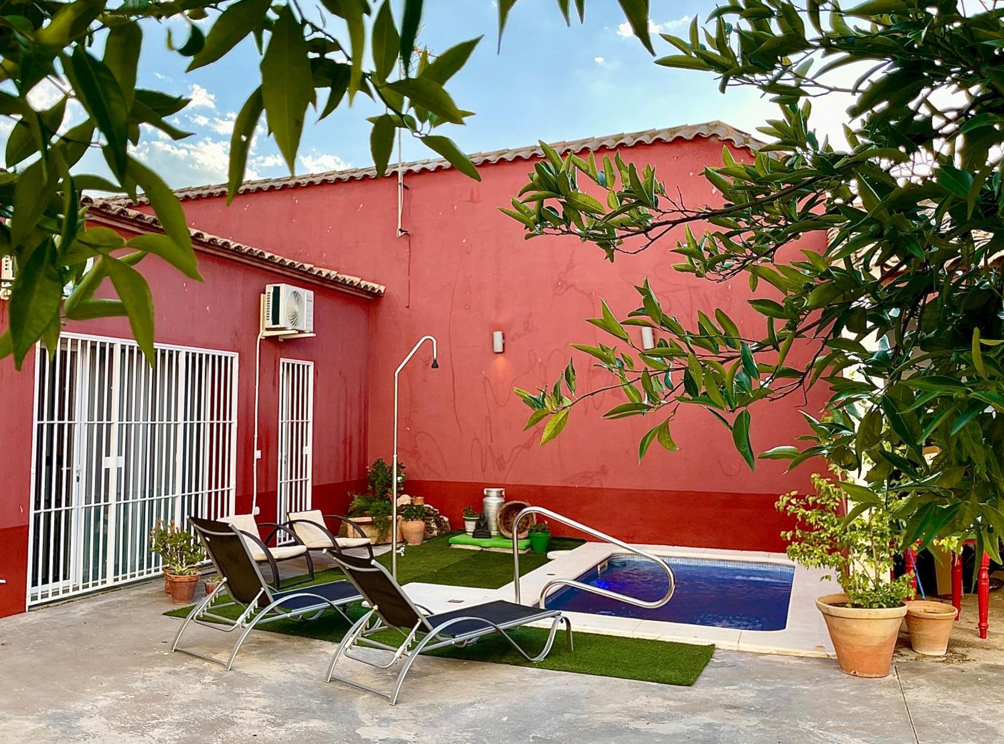 Casa Muriana Alanís Esterno foto