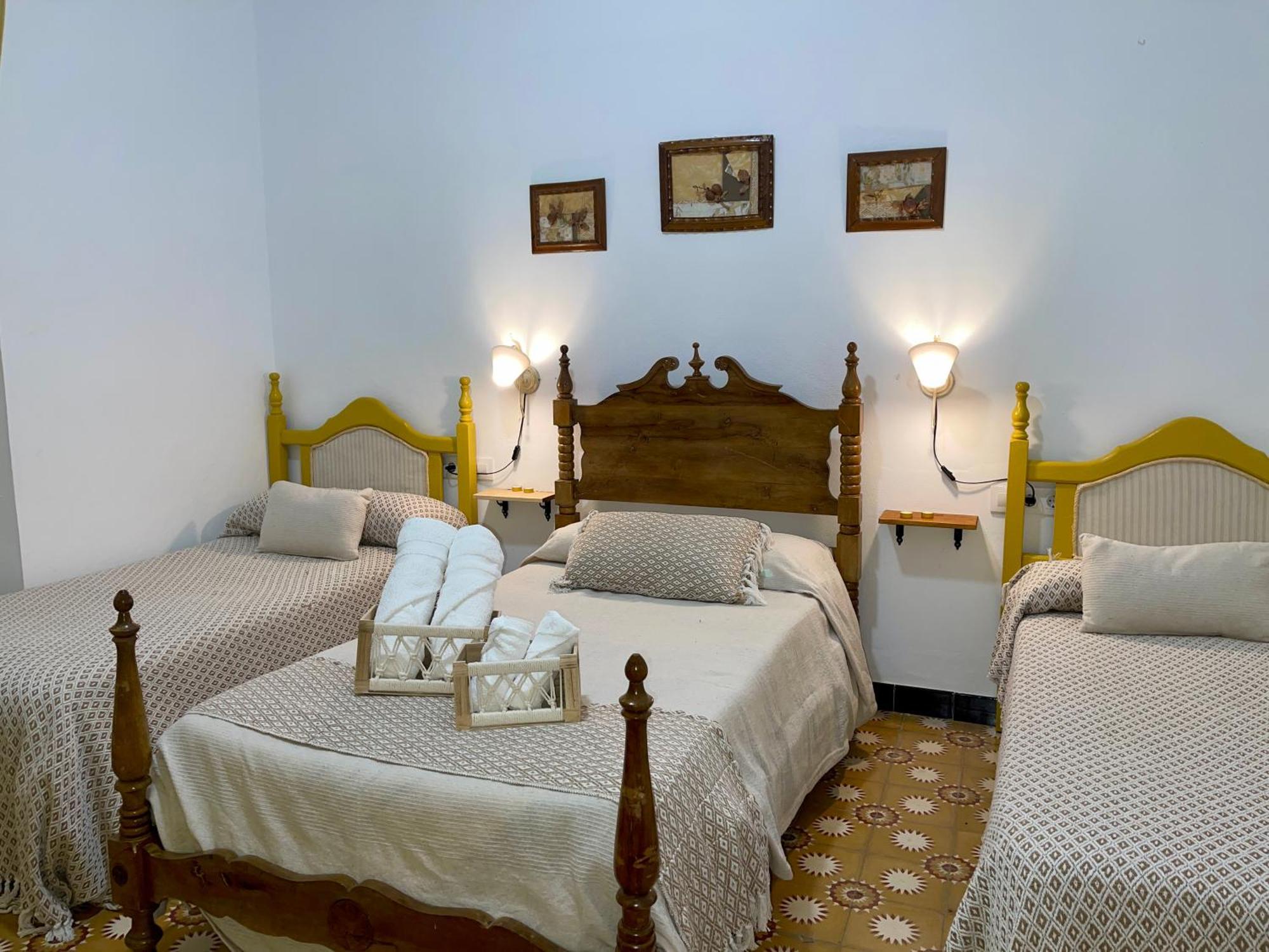 Casa Muriana Alanís Esterno foto