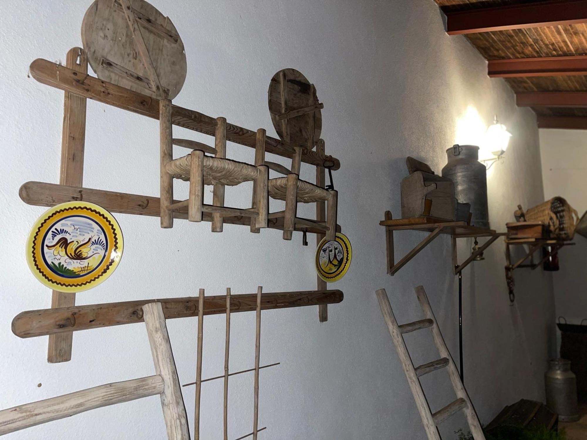 Casa Muriana Alanís Esterno foto